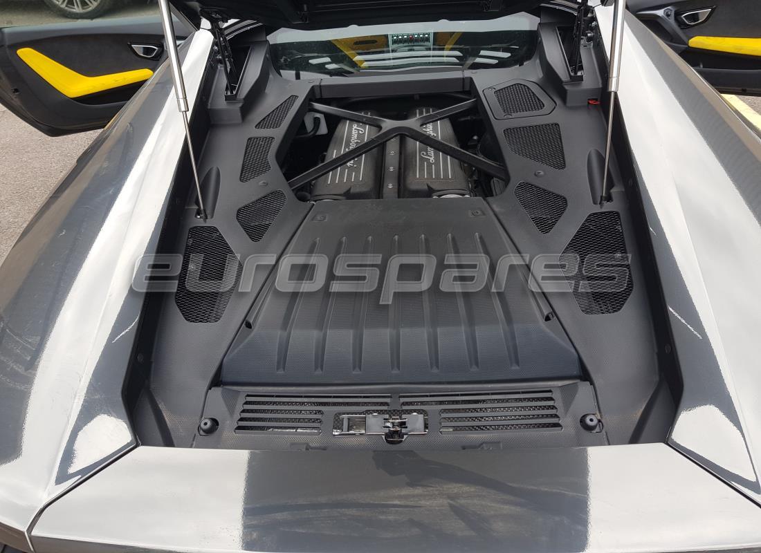 lamborghini lp610-4 coupe (2016) with 5,804 miles, being prepared for dismantling #10