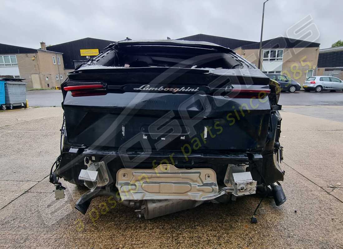 lamborghini urus (2020) with 7,343 miles, being prepared for dismantling #4