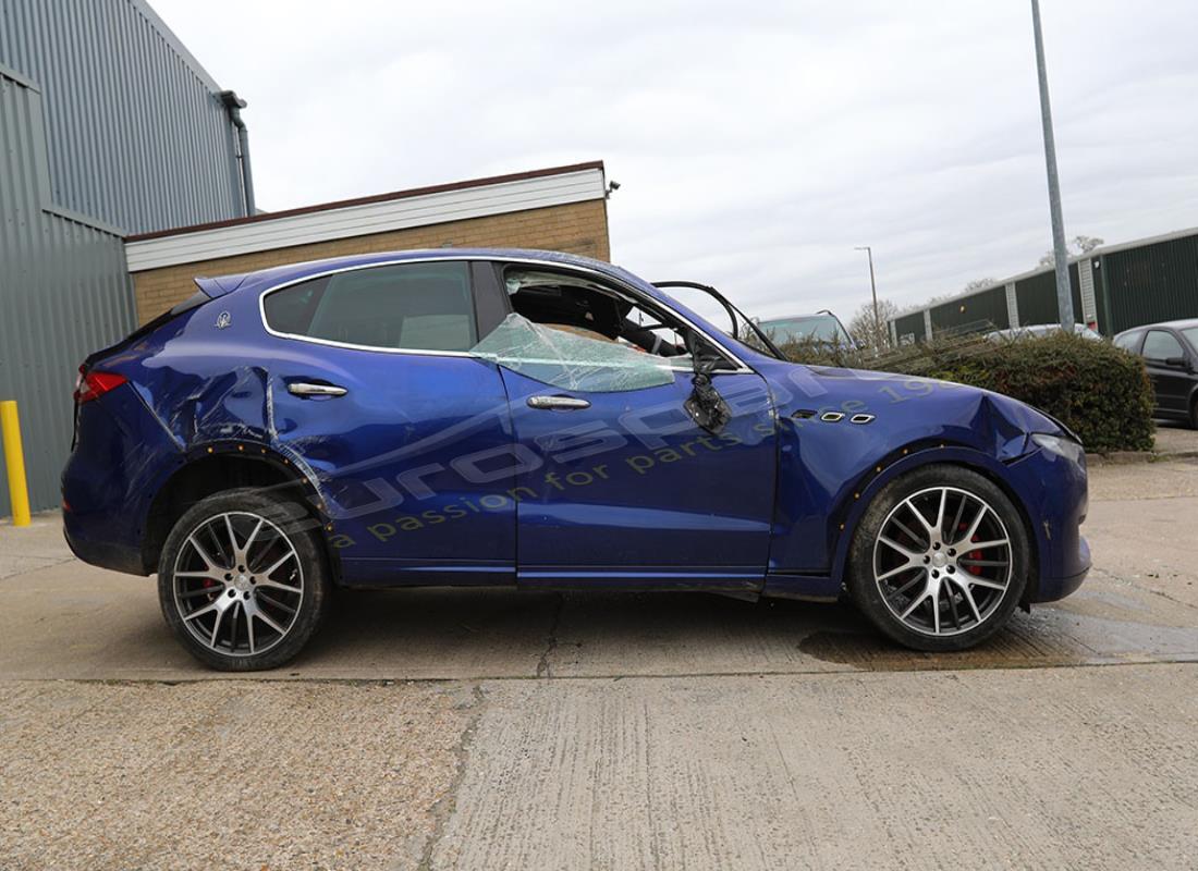 maserati levante (2017) with 41,527 miles, being prepared for dismantling #6