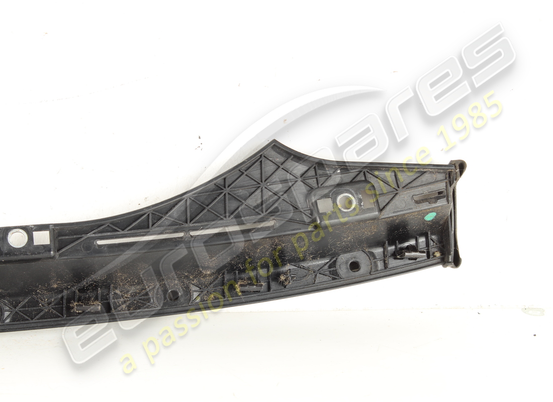 used ferrari upper rear bumper trim strip. part number 84905900 (8)