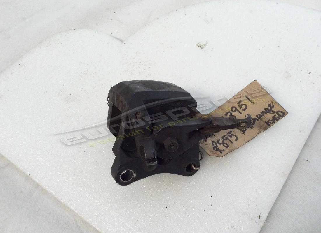 used lamborghini lh brake shoe. part number 003313951 (1)