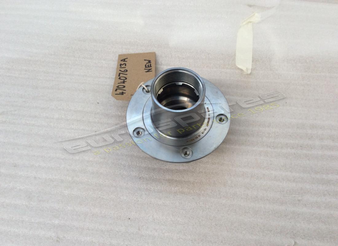 new lamborghini wheel hub mozzo ant assembly. part number 470407613a (1)