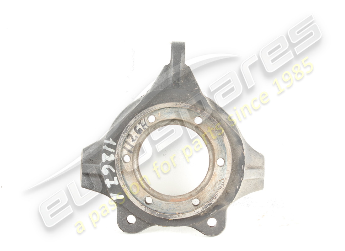 new ferrari lh suspension upright. part number 112671 (1)