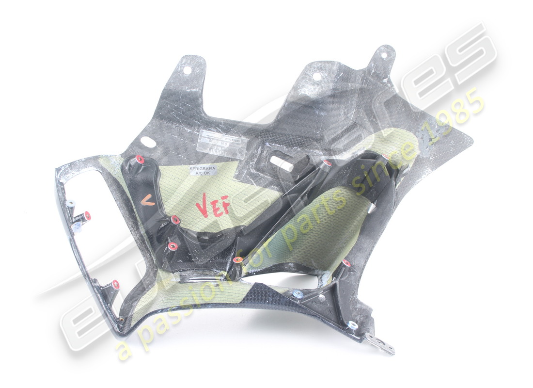 USED FERRARI COMPLETE CENTRE SATELLITE PO. PART NUMBER 85541400 (5) used ferrari complete centre satellite po. part number 85541400 (5)