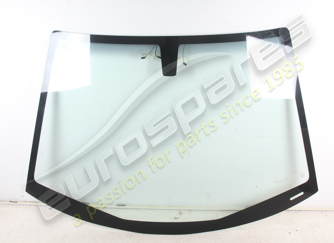 USED LAMBORGHINI WINDSHIELD. PART NUMBER 470845099A (1) used lamborghini windshield. part number 470845099a (1)