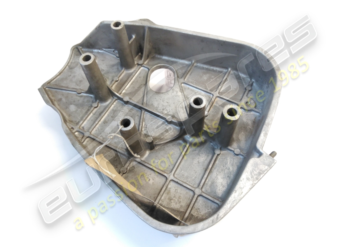 new ferrari lh cam belt casing complete. part number 107885 (3)