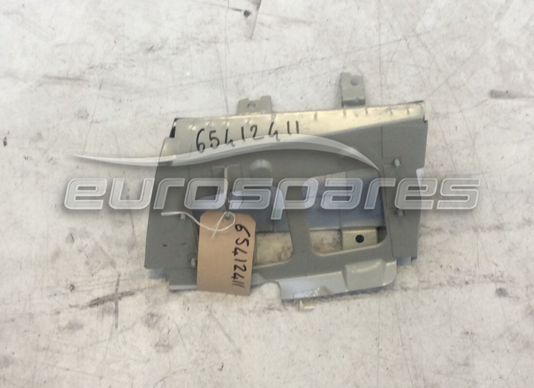 NEW Ferrari RH LIGHT CONTAINER PLUS CAT . PART NUMBER 65412411 (1)
