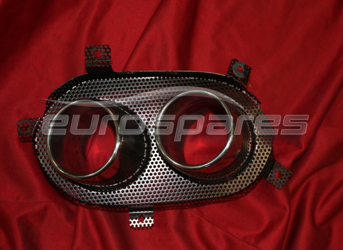 new (other) ferrari rh tailpipe grille. part number 86090600 (1)