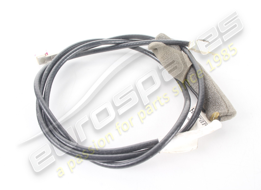 used ferrari dashboard am/fm cable. part number 266556 (2)