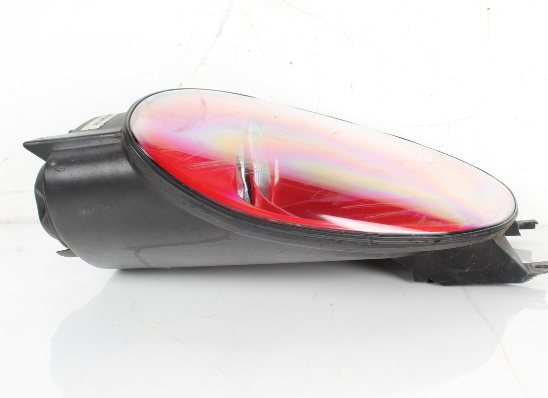used ferrari rh headlight low/high beam. part number 650972.. (4)