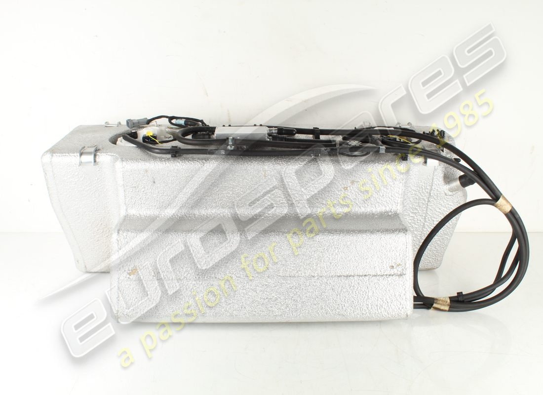 new ferrari fuel tank. part number 191486 (1)