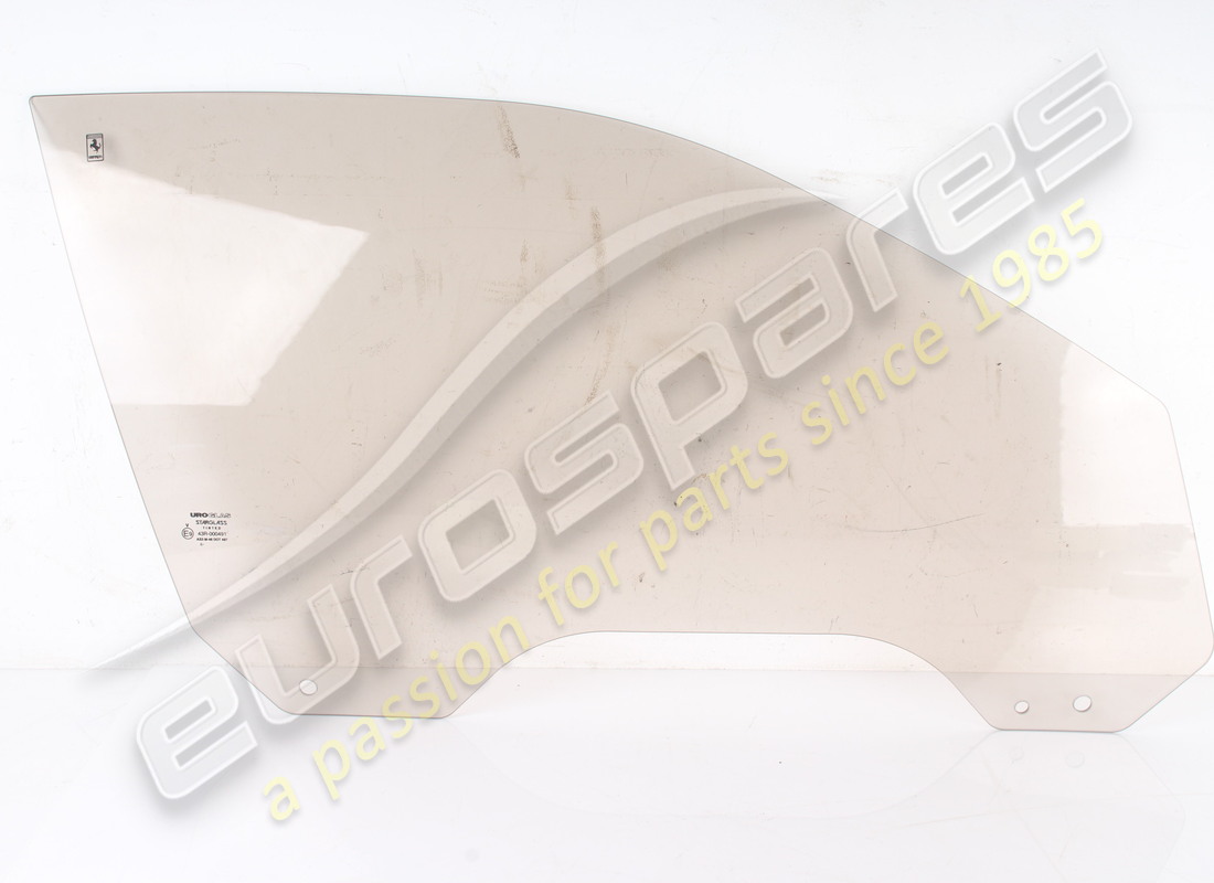 new ferrari rh door glass. part number 61533700 (1)