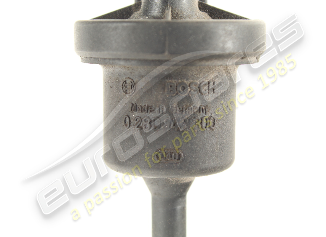 USED FERRARI ANTI-EVAPORATION VALVE. PART NUMBER 162412 (4) used ferrari anti-evaporation valve. part number 162412 (4)