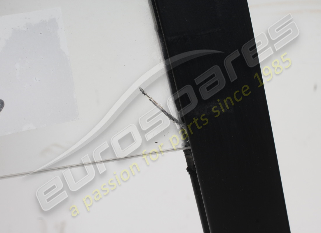 used ferrari complete rh window frame with. part number 83717900 (2)