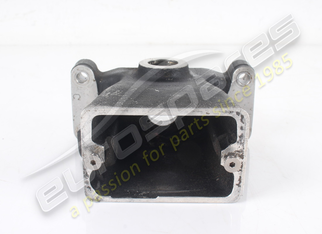 used ferrari gear lever casing. part number 106843 (3)