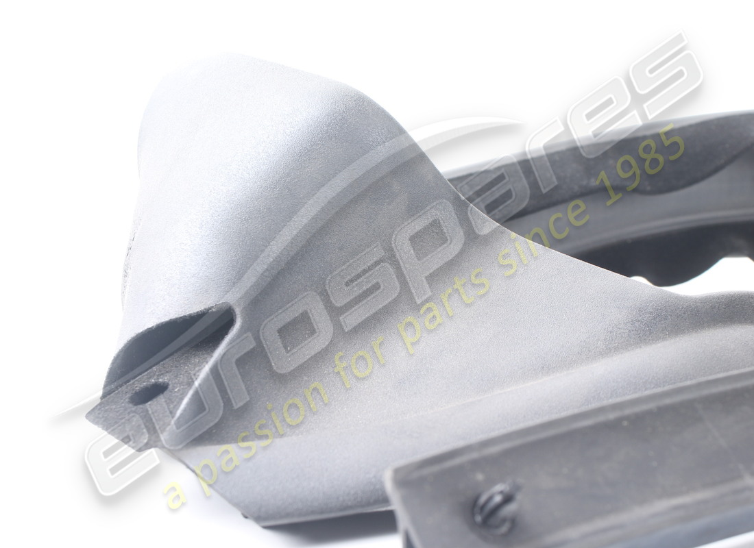 new ferrari lh inner door gasket. part number 69989100 (3)