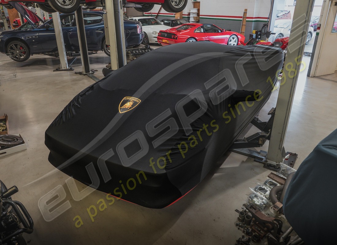 NEW LAMBORGHINI INDOOR CAR COVER (WITHOUT SPOILER). PART NUMBER 0097006639 (2) new lamborghini indoor car cover (without spoiler). part number 0097006639 (2)
