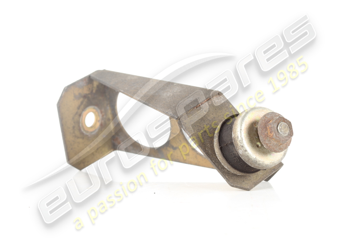 USED FERRARI BRACKET. PART NUMBER 156131 (2) used ferrari bracket. part number 156131 (2)