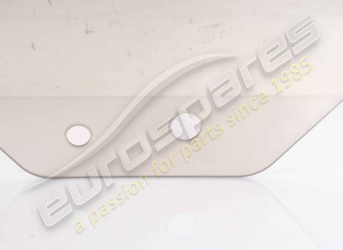 new ferrari rh door glass. part number 61533700 (5)