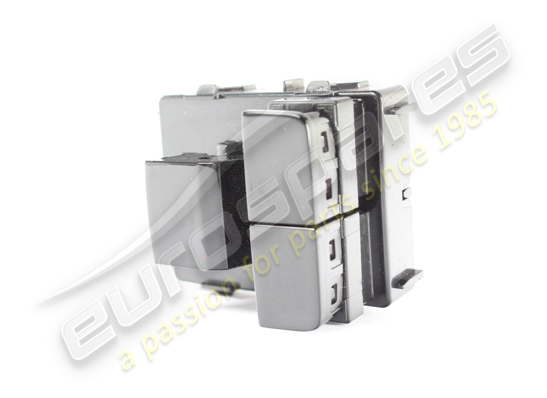 used maserati rh rear power window switch. part number 670272106 (2)