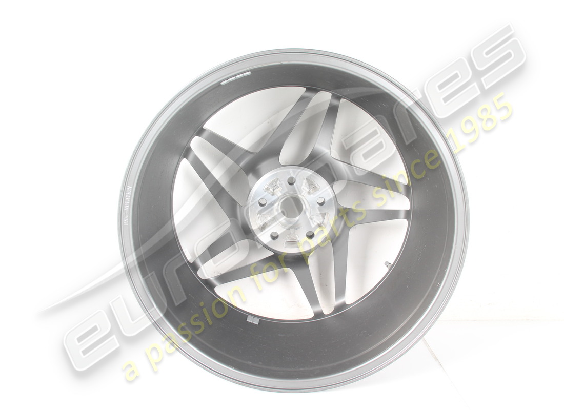 new (other) ferrari rh front wheel. part number 861245 (3)