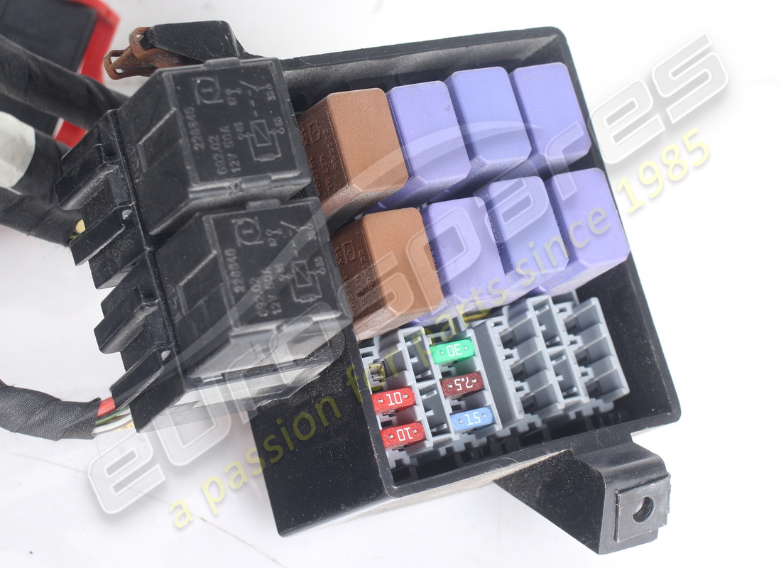 DAMAGED FERRARI CAVO ANTERIORE. PART NUMBER 266265 (2) damaged ferrari cavo anteriore. part number 266265 (2)