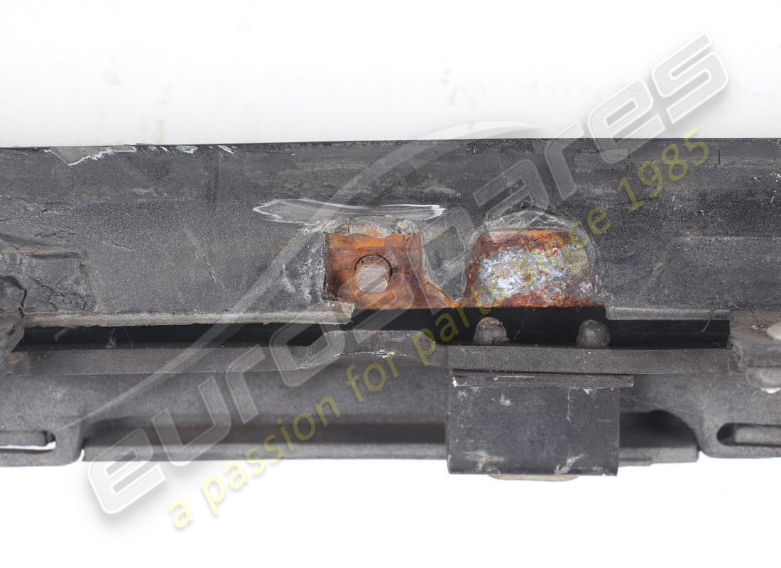 USED MASERATI COMPLETE FRONT BUMPER 338. PART NUMBER 980000985 (8) used maserati complete front bumper 338. part number 980000985 (8)