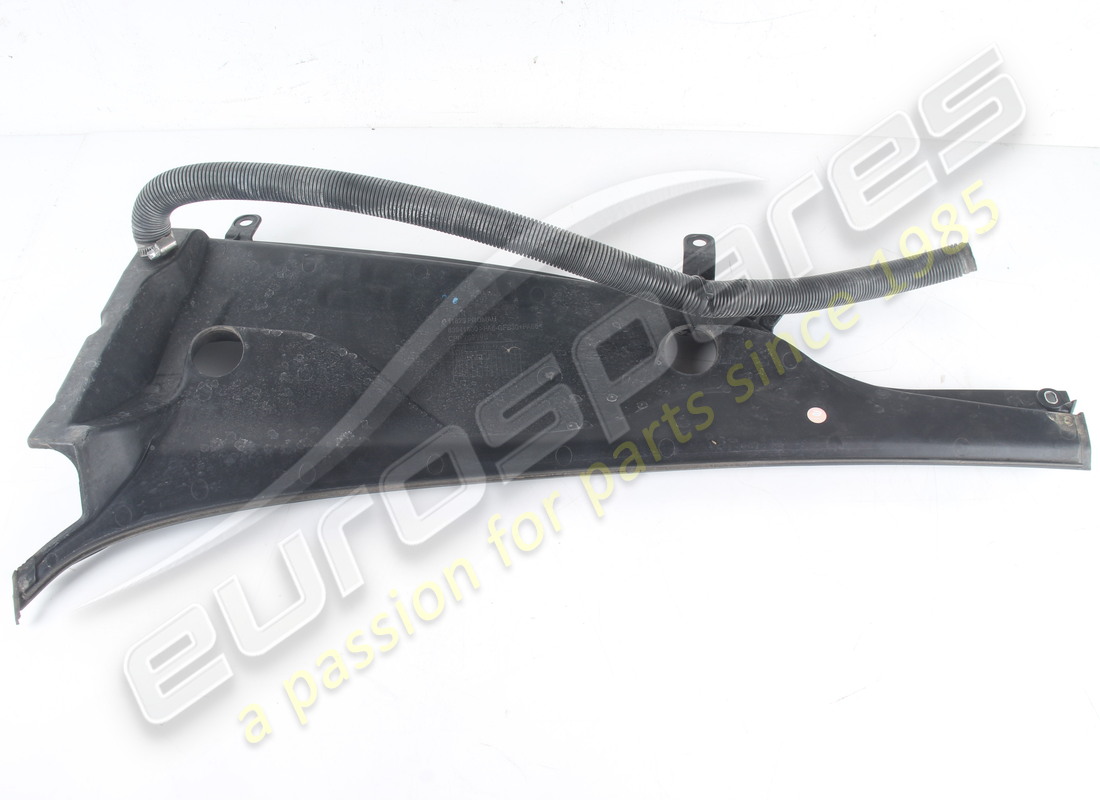 USED FERRARI COMPLETE RH UNDERWINDSCREEN TR. PART NUMBER 769798 (2) used ferrari complete rh underwindscreen tr. part number 769798 (2)