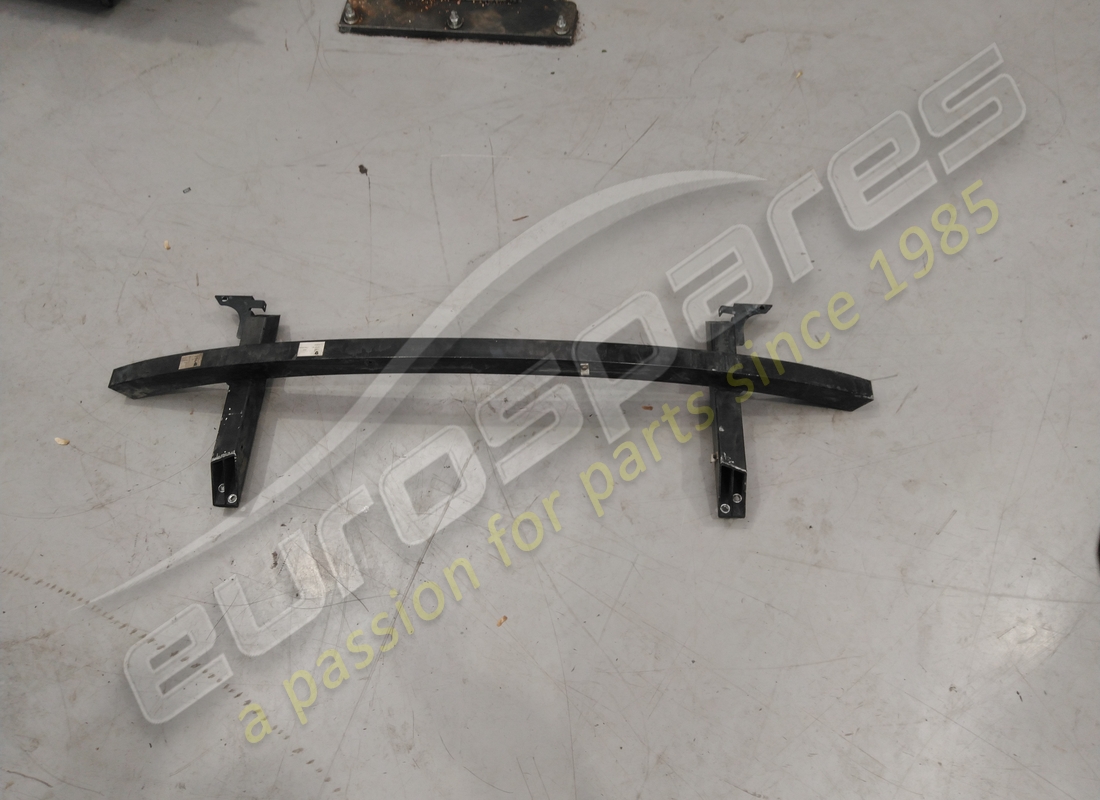 damaged lamborghini rear bumper. part number 400807307 (1)