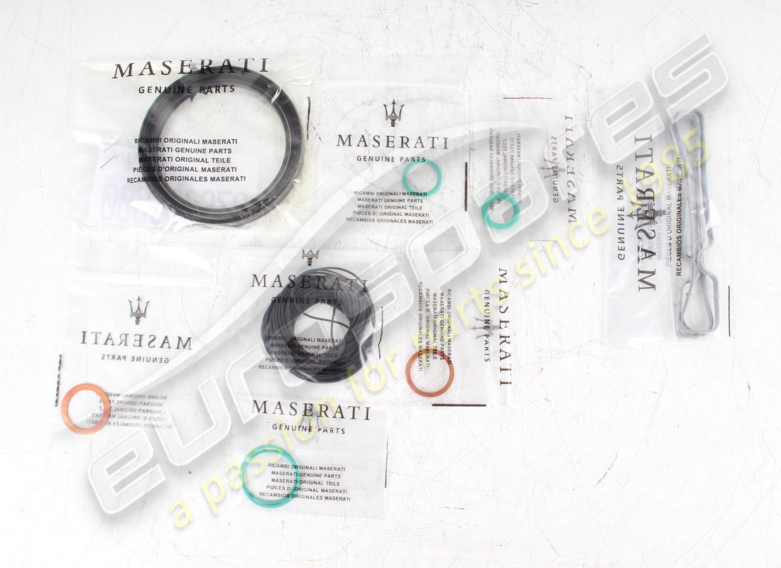 new maserati kit guarniz.revis.bas/coppa. part number 980020010 (2)