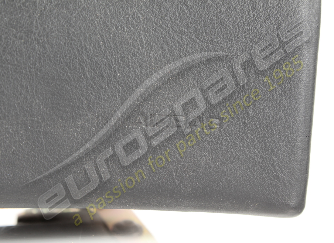 used ferrari passenger side airbag. part number 664034.. (3)