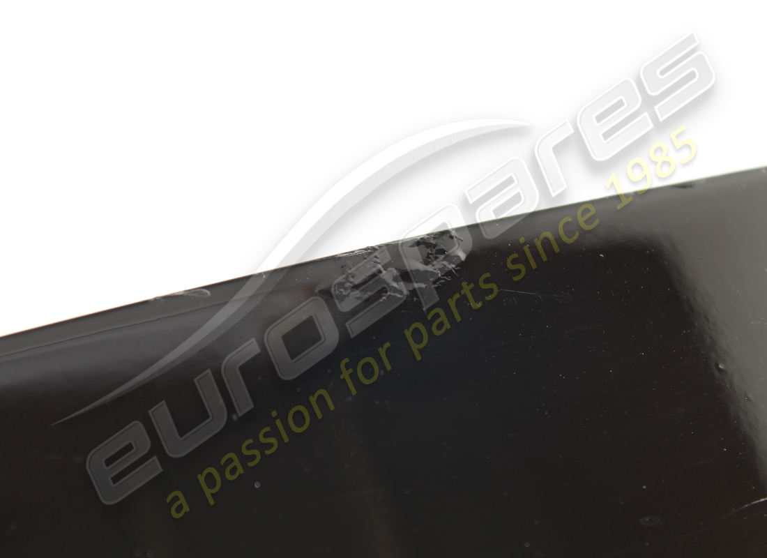 used maserati rh front door outer trim. part number 67066300 (2)