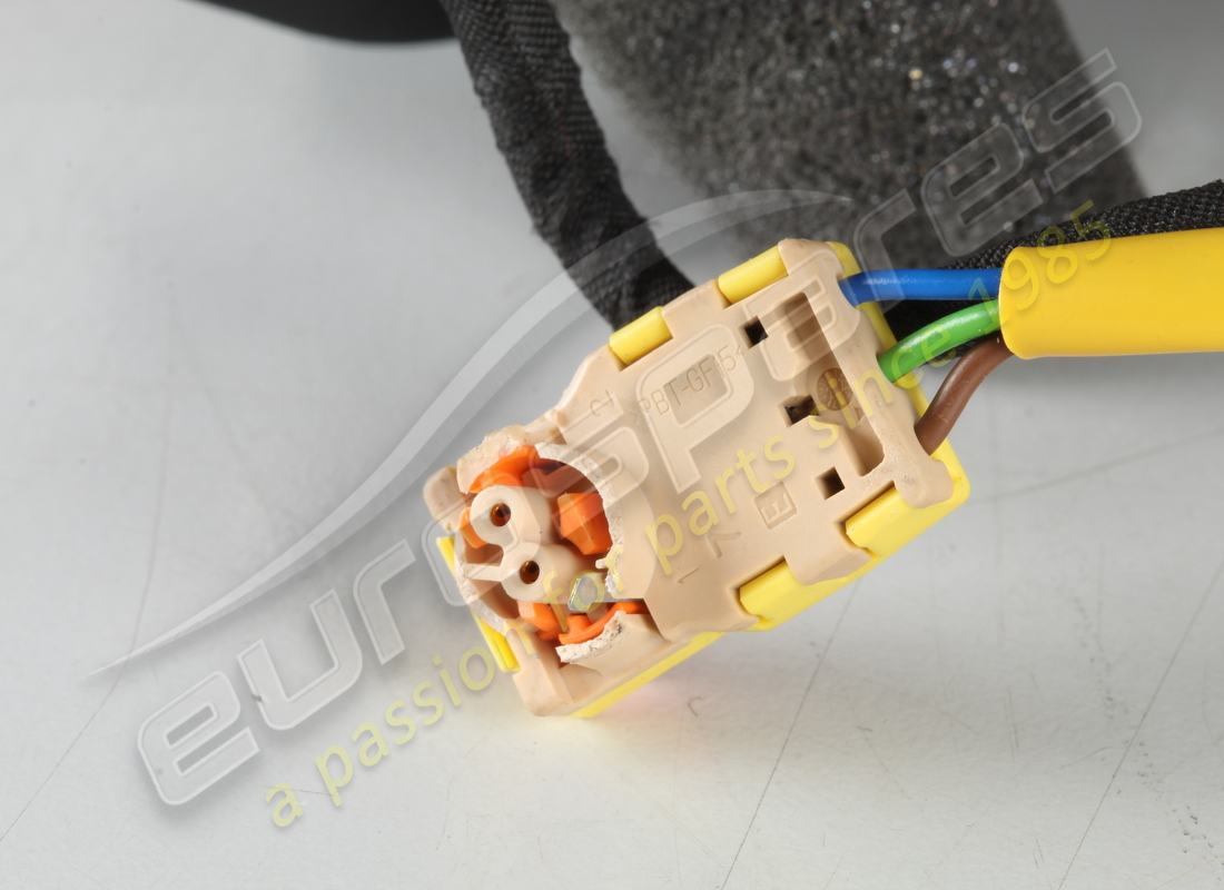 USED FERRARI CARBON MAGNETIC GEARBOX CONTROL SET (SHINY). PART NUMBER 817753 (6) used ferrari carbon magnetic gearbox control set (shiny). part number 817753 (6)