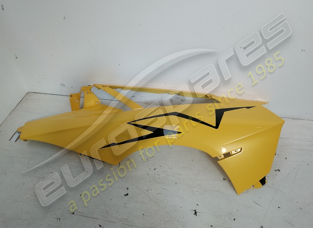 damaged lamborghini cover,fender. part number 470854959k (1)