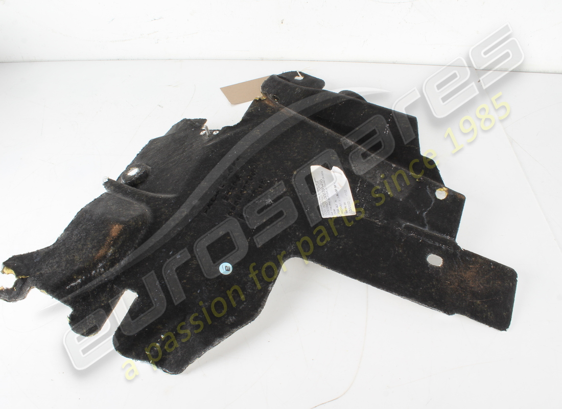 damaged ferrari upper rh manifold heat shiel. part number 785495 (3)