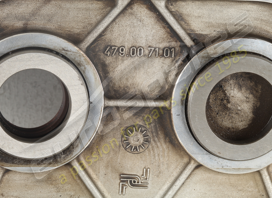 used maserati complete front coverrh head. part number 479000700 (2)