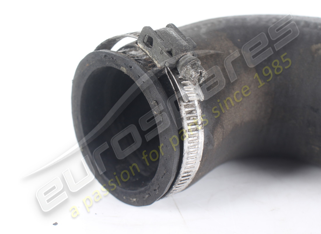used maserati air delivery sleeve. part number 495365900 (2)