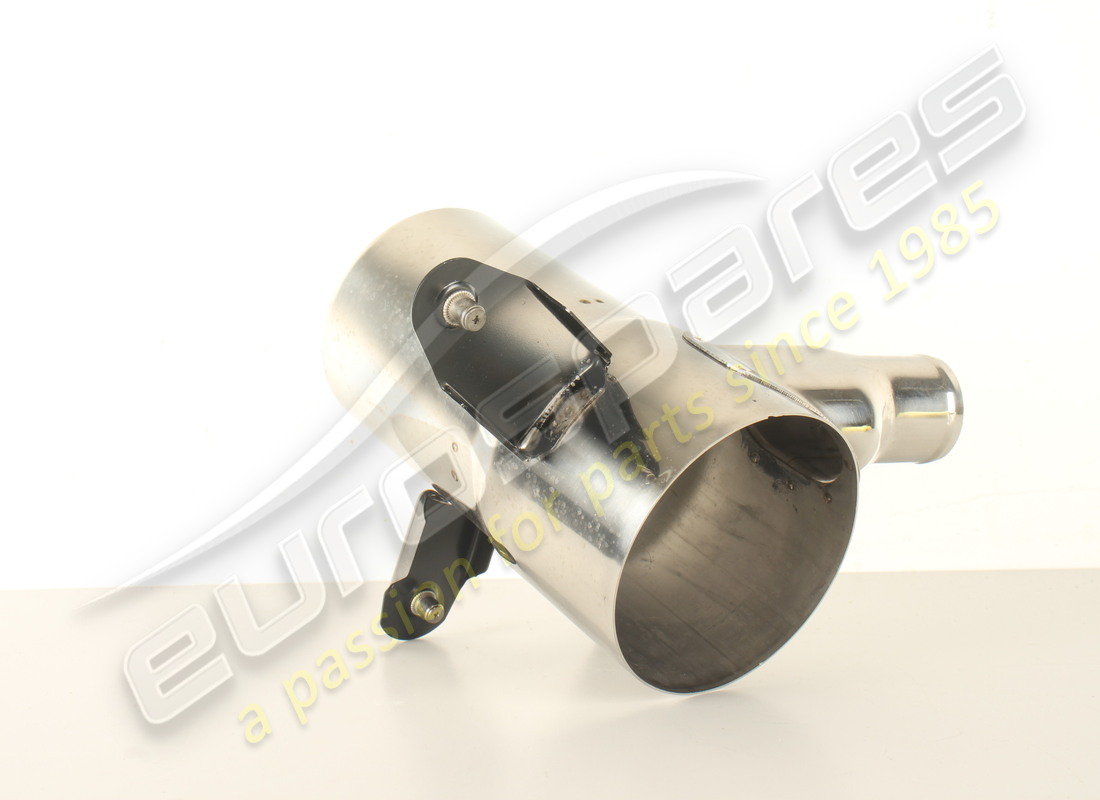 new ferrari complete rh cosmetic tailpipe. part number 821059 (2)