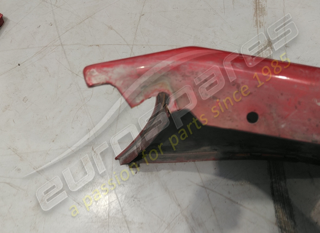 damaged lamborghini rear bumper. part number 400807497a (2)