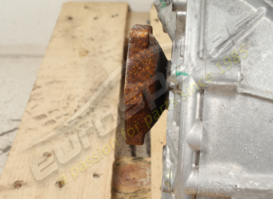 used ferrari complete dct gearbox. part number 790512 (8)