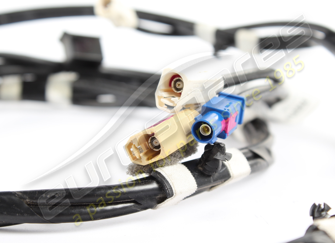 used ferrari am/fm/fm2/gps cable. part number 341156 (3)