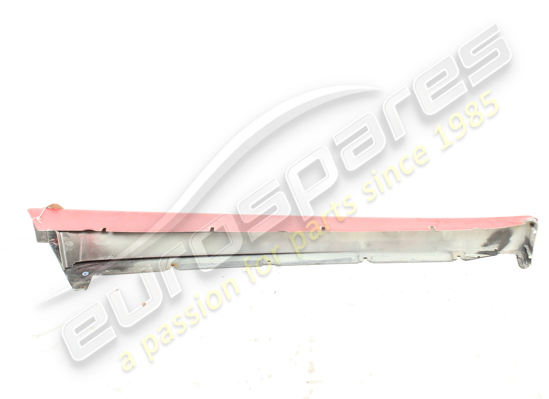 used ferrari rh sill panel. part number 62065900 (2)