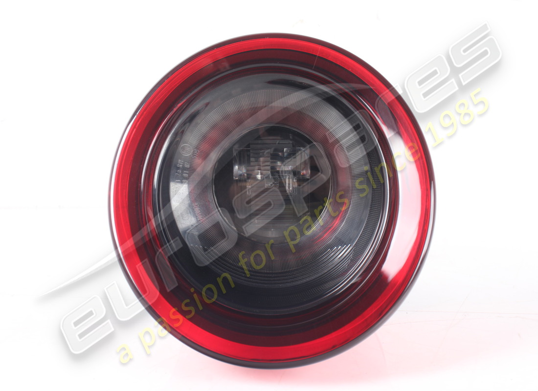 used ferrari outer rh tail light. part number 317207 (2)