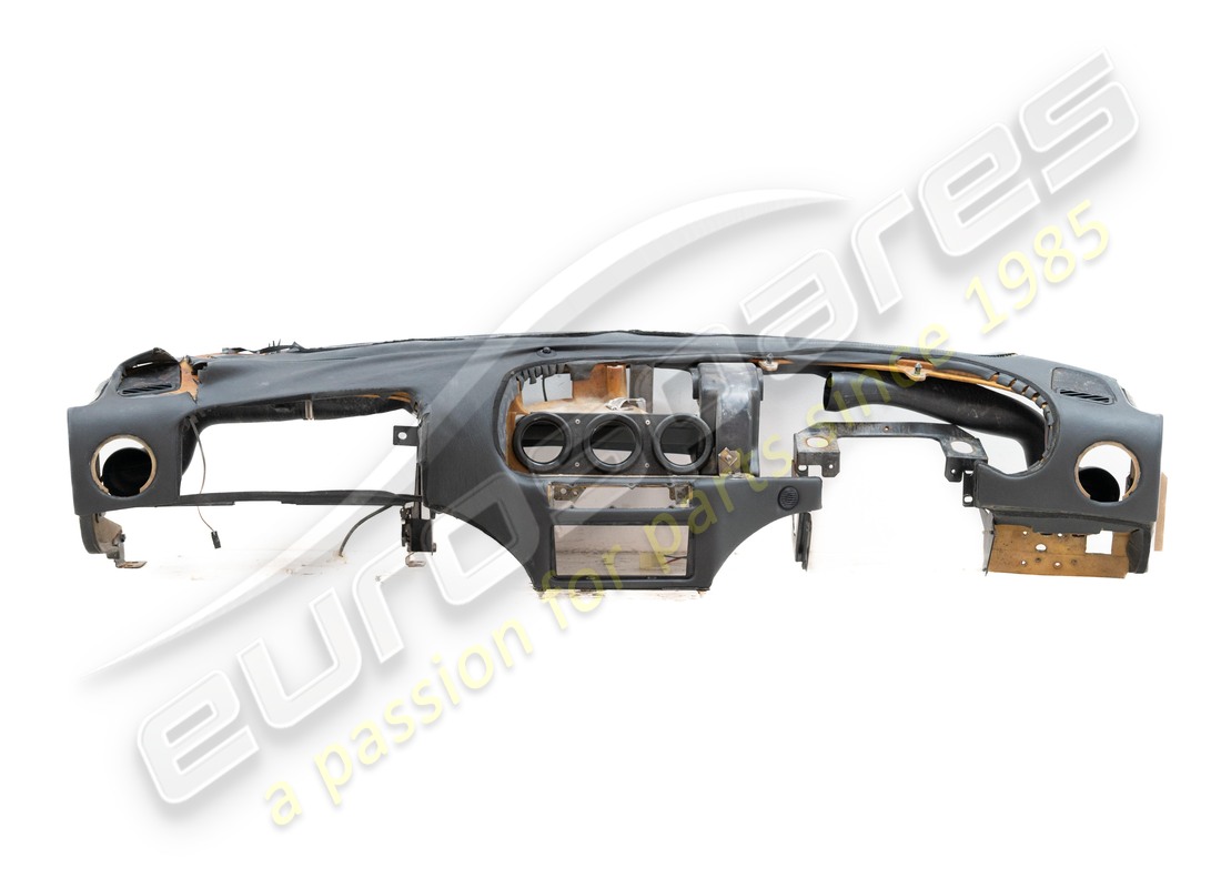 damaged ferrari rhd dash assembly in black vm8500. part number 65113800 (1)
