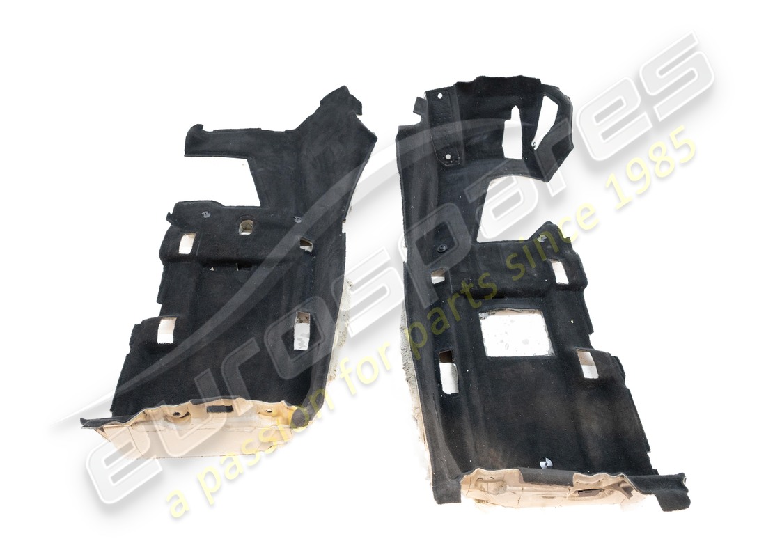USED Ferrari COMPLETE MATS SET IN BLACK . PART NUMBER 83331950 (1)