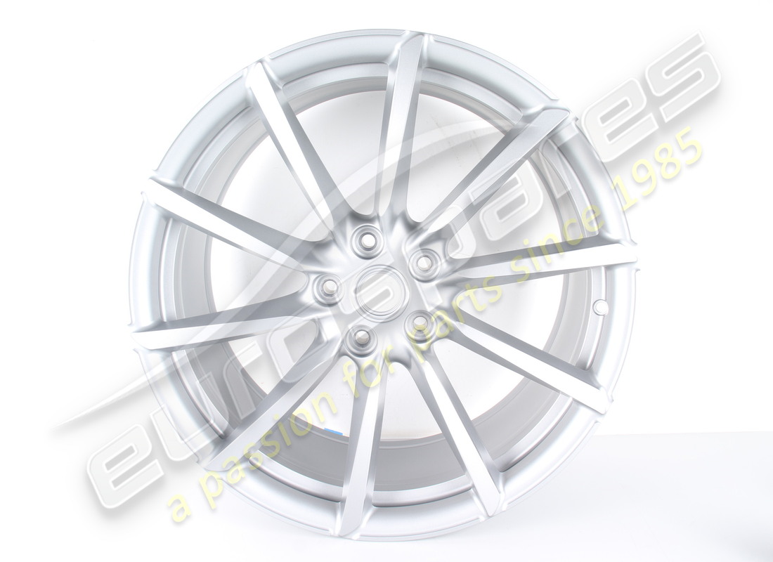 NEW FERRARI FRONT WHEEL 9,5J X 20 H2. PART NUMBER 875726 (1) new ferrari front wheel 9,5j x 20 h2. part number 875726 (1)