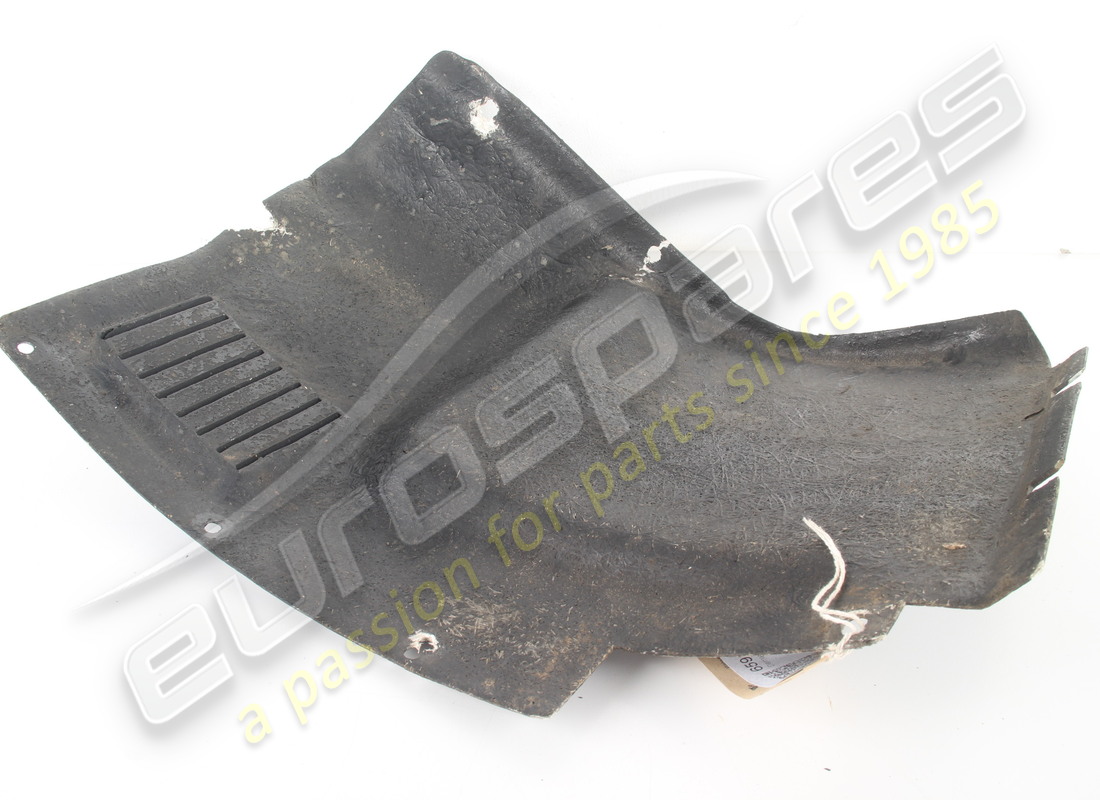 damaged ferrari rh wheelhouse door. part number 65915200 (3)