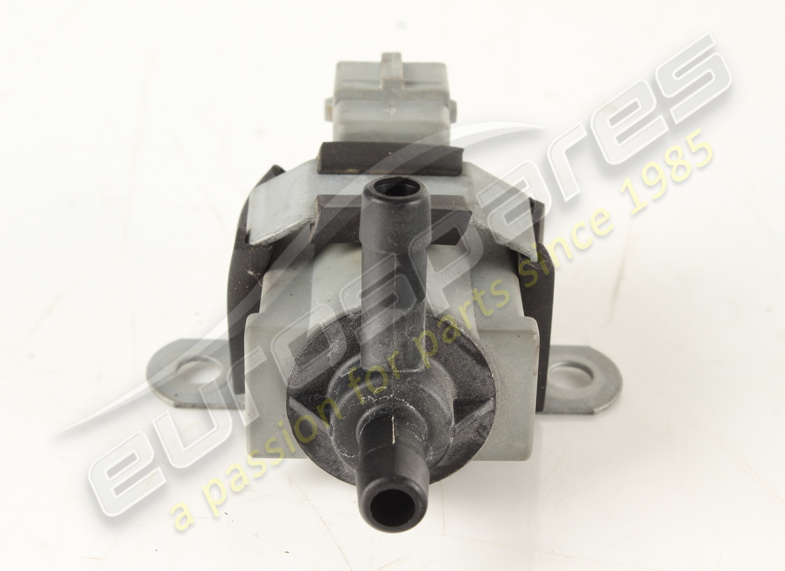 used ferrari valve. part number 178309 (3)