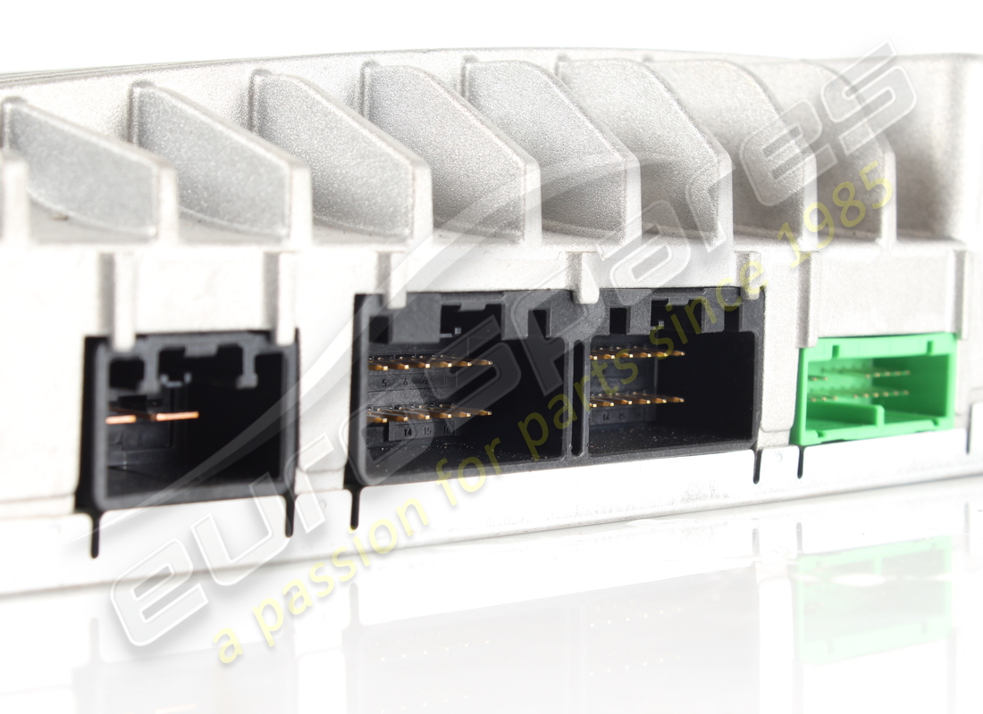 USED FERRARI 16-CHANNEL AMPLIFIER. PART NUMBER 304218 (3) used ferrari 16-channel amplifier. part number 304218 (3)