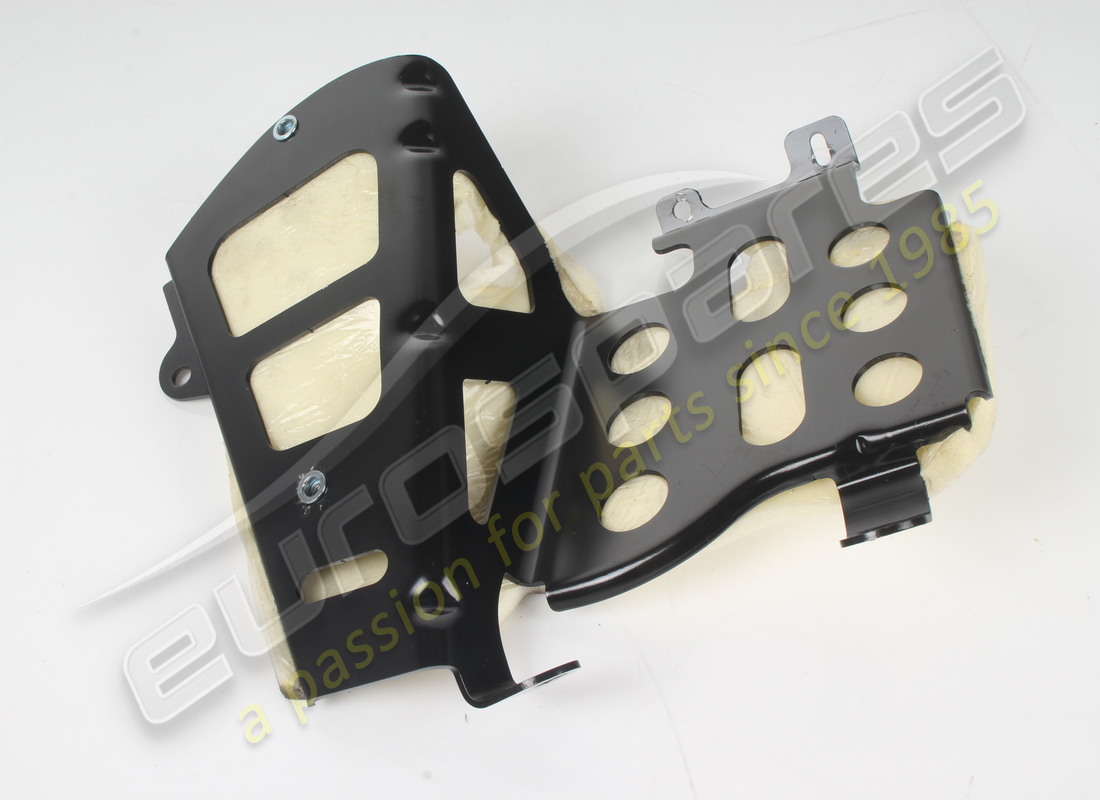 USED Ferrari STAFFA SOST POGGIA PIEDE PIL . PART NUMBER 795933 (1) USED Ferrari STAFFA SOST POGGIA PIEDE PIL . PART NUMBER 795933 (1)